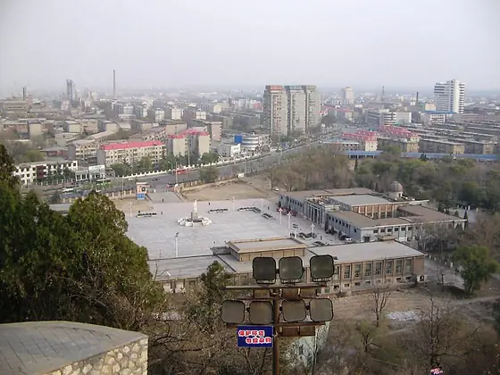 A street view in Tangshan, Hebei.